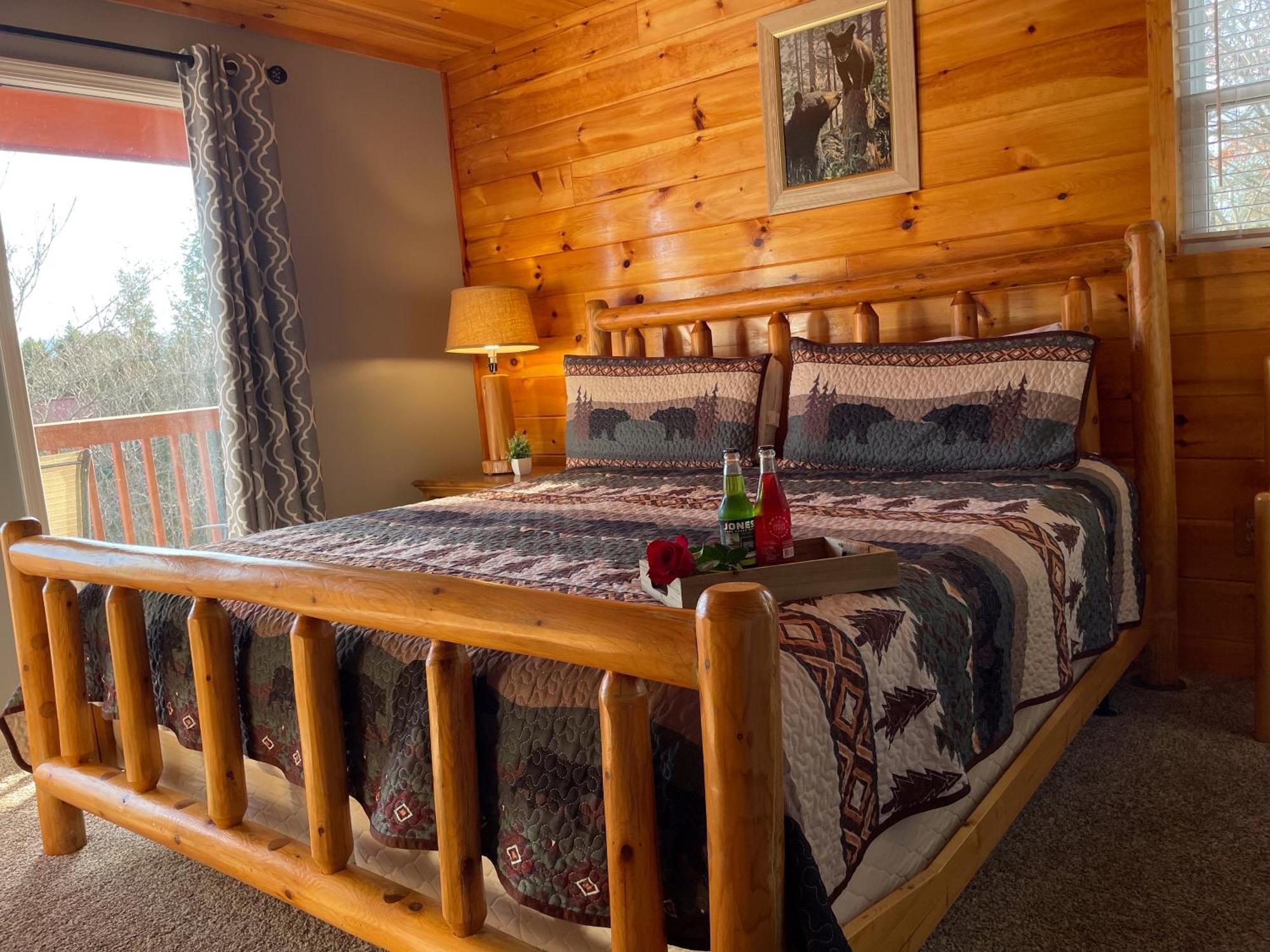 Luxurious Pigeon Forge Cabin, W/ Hottub, Easydrive, Arcade Game, Panoramic Views 外观 照片