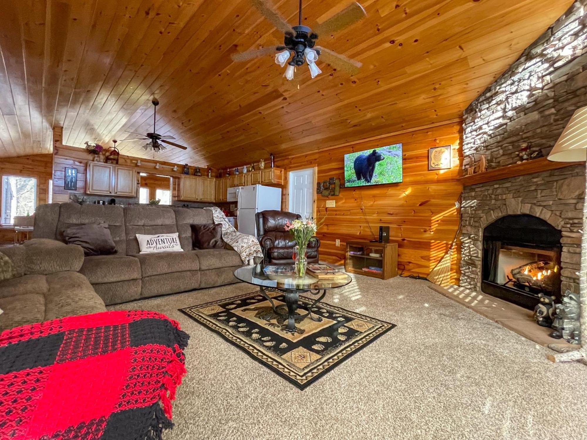 Luxurious Pigeon Forge Cabin, W/ Hottub, Easydrive, Arcade Game, Panoramic Views 外观 照片